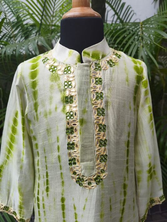 Green Tie Dye Mirrorwork Kurta Set With Pant
