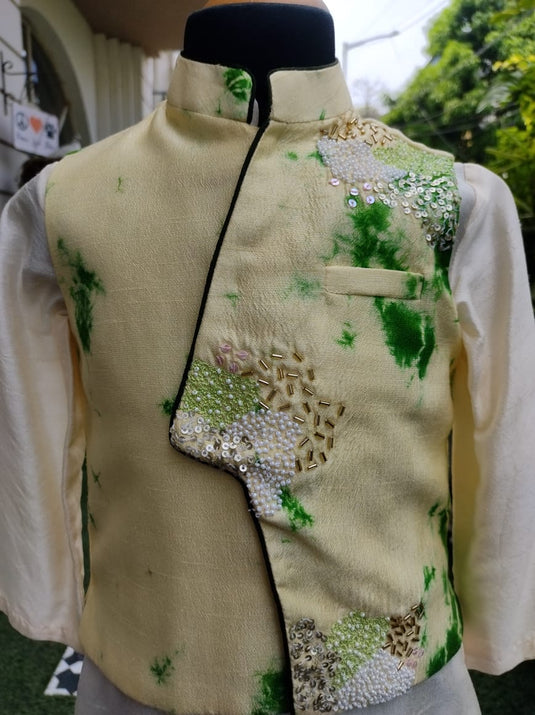 Embroidered Shibori Waistcoat Kurta Set With Pant