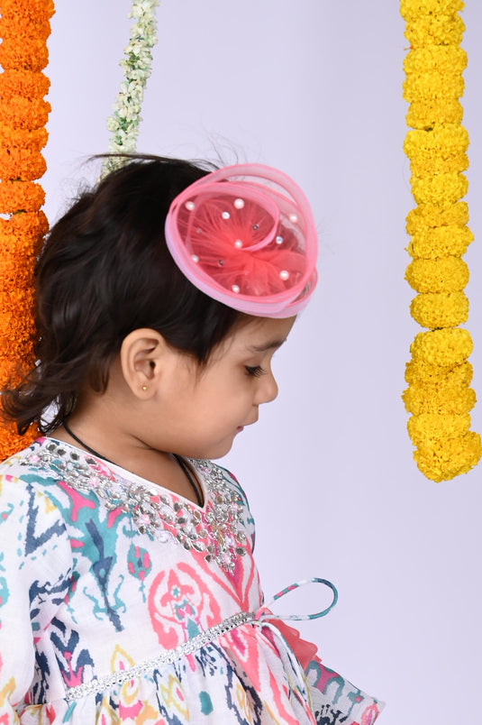 Twisted Clip With Pearls And Sequins